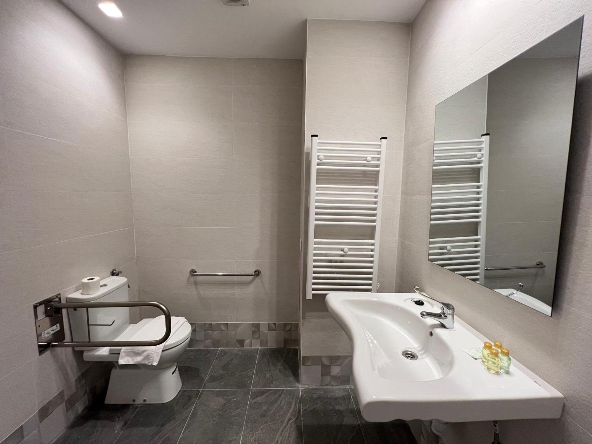 Bizi Bilbao I,Ii,Iii Apartment ภายนอก รูปภาพ